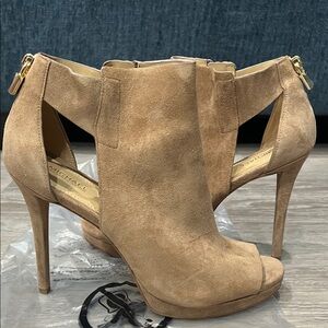 Michael Kors Tan Heeled Ankle Boots